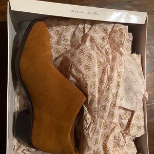 Cute brown booties